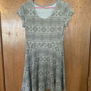 M Wallflower Dress